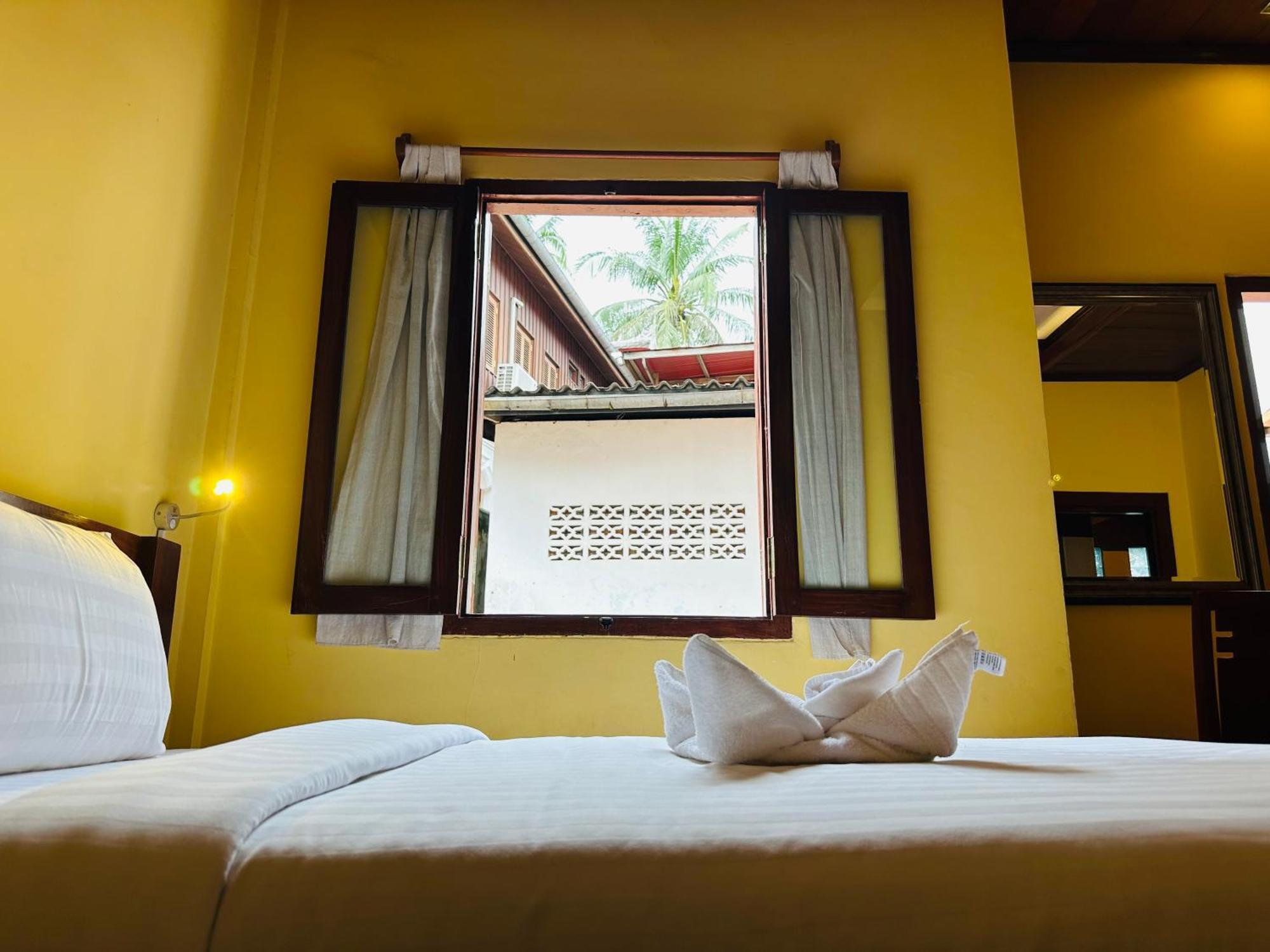 Villa Phonethip Mekong Riverside Луанг Прабанг Екстериор снимка